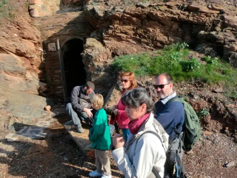 Dehesa del Santo Cristo y sus senderos · Baños de la Encina (2)