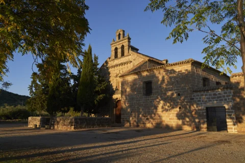 Santuario de la Virgen de la Encina · Baños de la Encina (2)